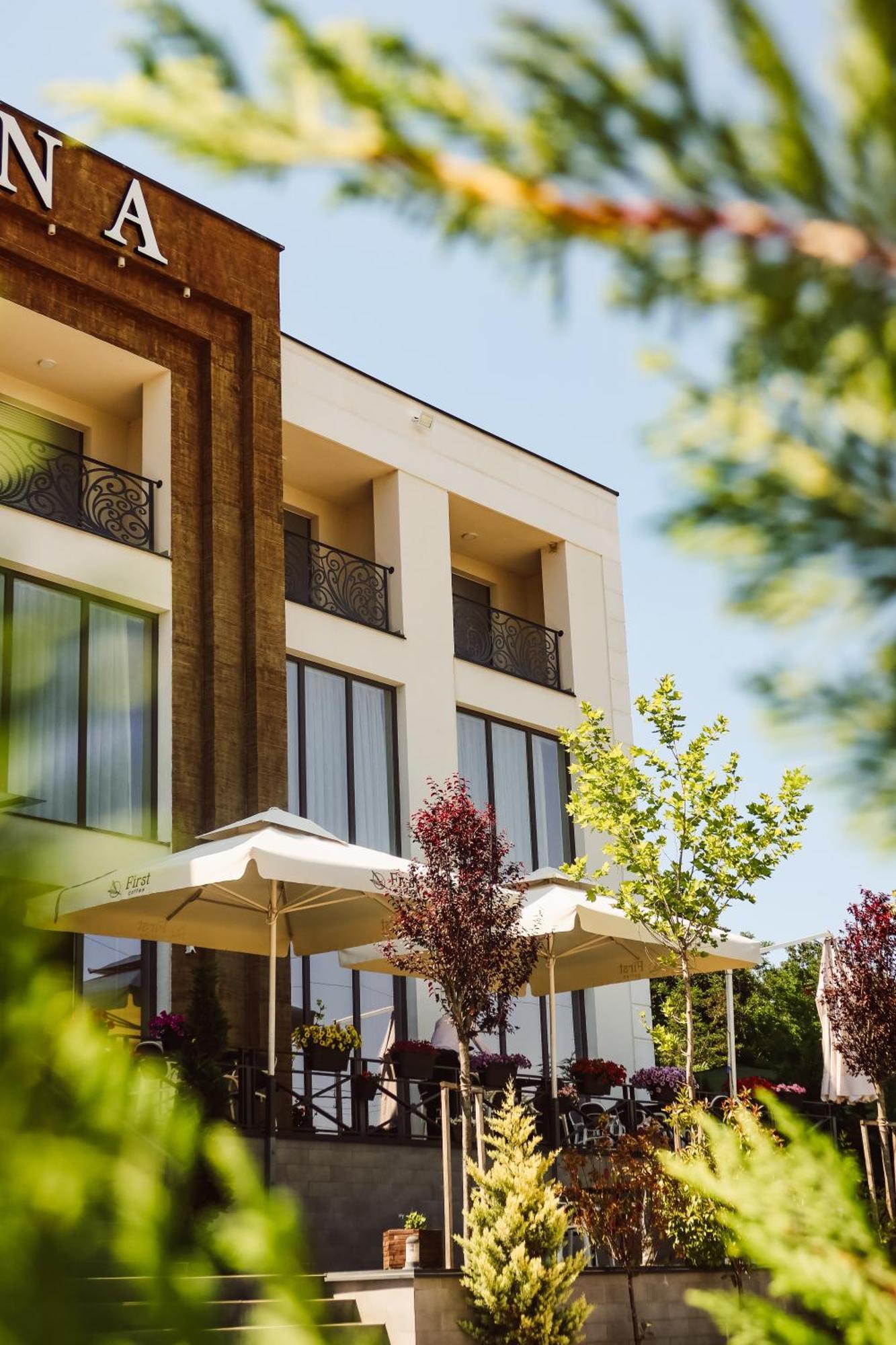 Andoena Resort Lipjan Exterior foto